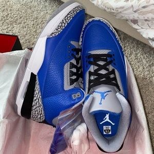 Jordan 3 Royal